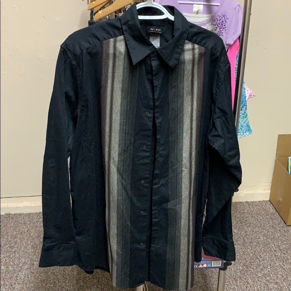 Access men’s dress shirt